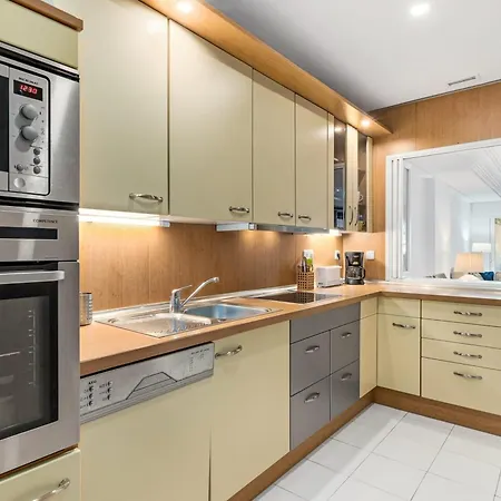 Apartment About Marina Mariola *