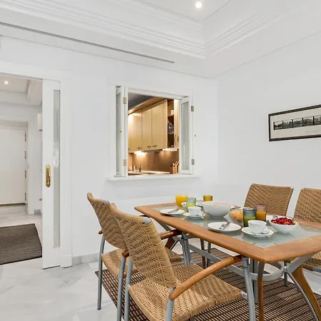 About Marina Mariola Apartment *