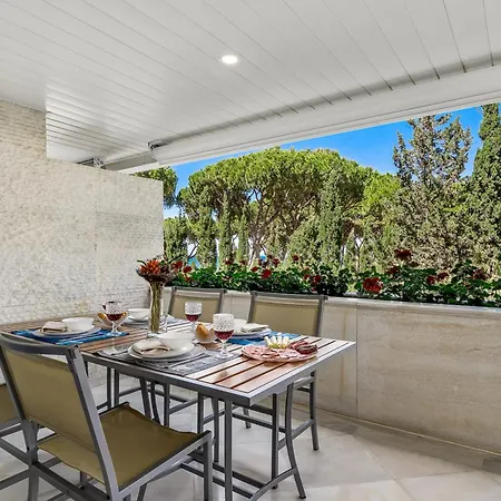 About Marina Mariola Марбелья