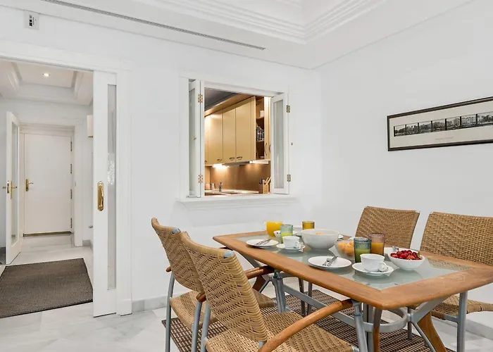 About Marina Mariola Marbella