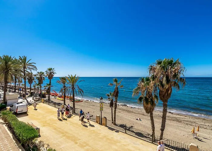 About Marina Mariola *